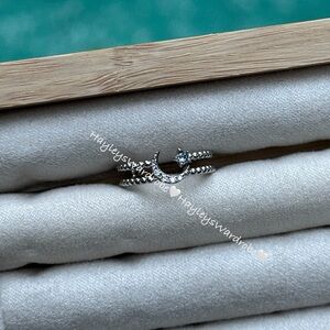 Crescent Moon Double Band Ring